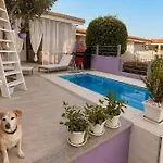 Laura - Key To Holiday home