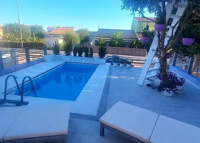 Laura - Key To Holiday home